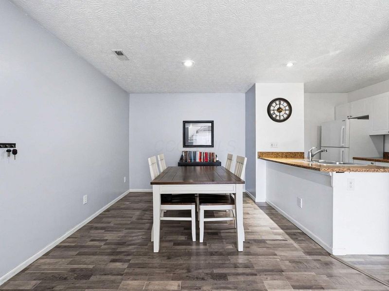 1990 Kyger Drive , Columbus, OH 43228 Photo 13