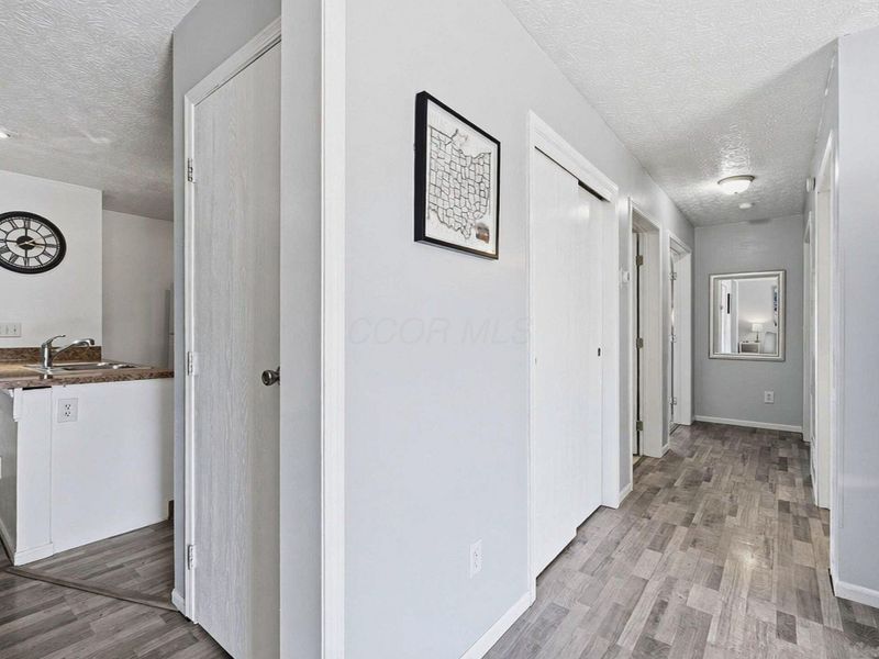 1990 Kyger Drive , Columbus, OH 43228 Photo 7