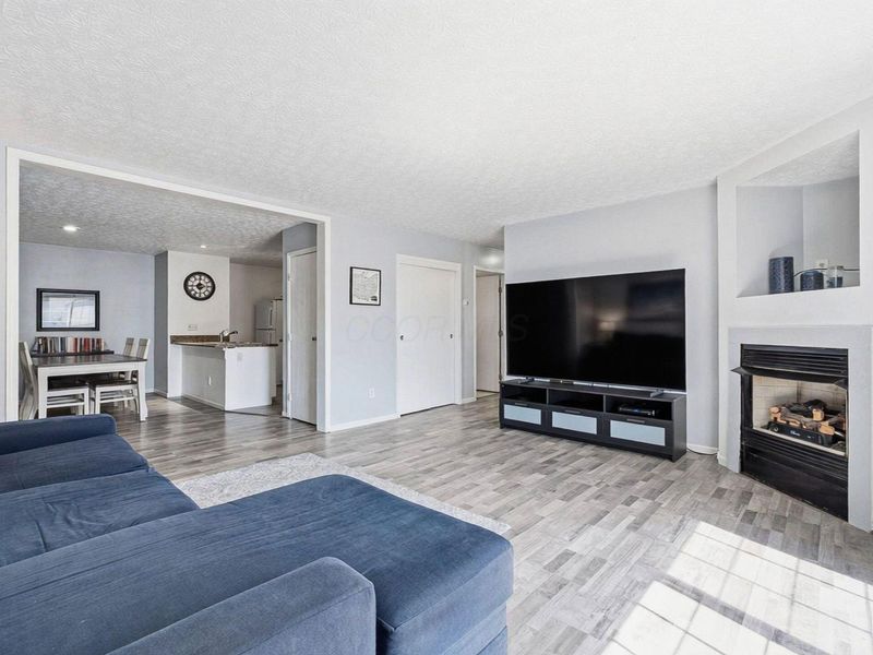 1990 Kyger Drive , Columbus, OH 43228 Photo 8