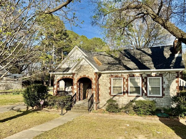 481 S Central Avenue, Batesville, AR 72501