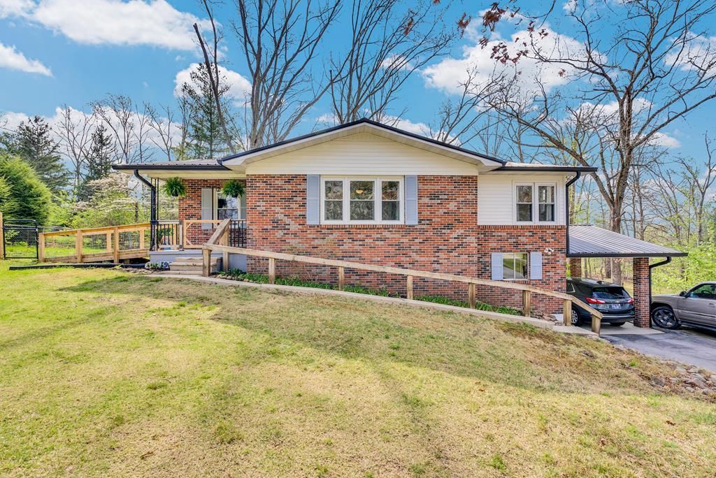 196 Malver Dr., Crossville, TN 38555 Main Photo