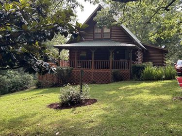 10 Meadow Brook Ln, Spencer, TN