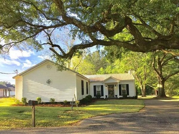 9451 Scott Dairy Loop Road S, Mobile, AL 36695