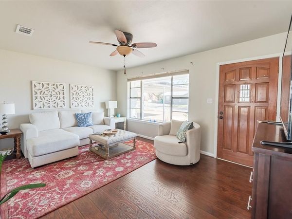 403 Sherry Lee Lane, Hamilton, TX 76531