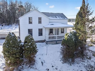 1 Mulrooney Drive, Mallory, NY 13103