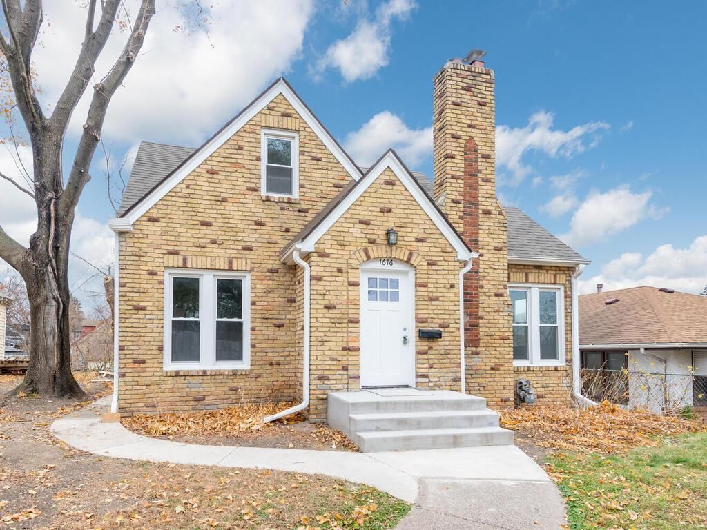 1616 Xerxes Avenue N, Minneapolis, MN 55411 Main Photo