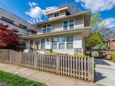 2206 S GRANT STREET S, ARLINGTON, VA 22202