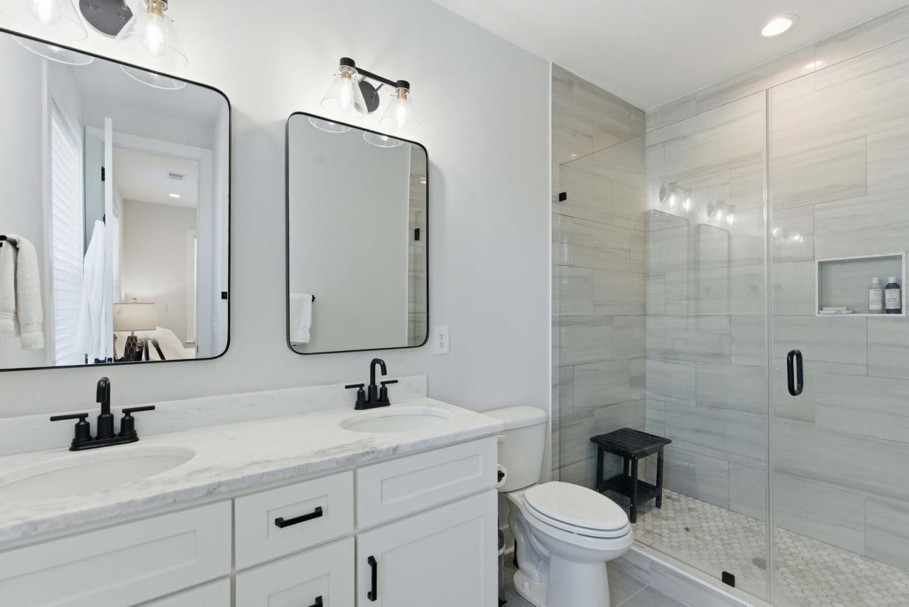 50 Aiken Street Photo 24