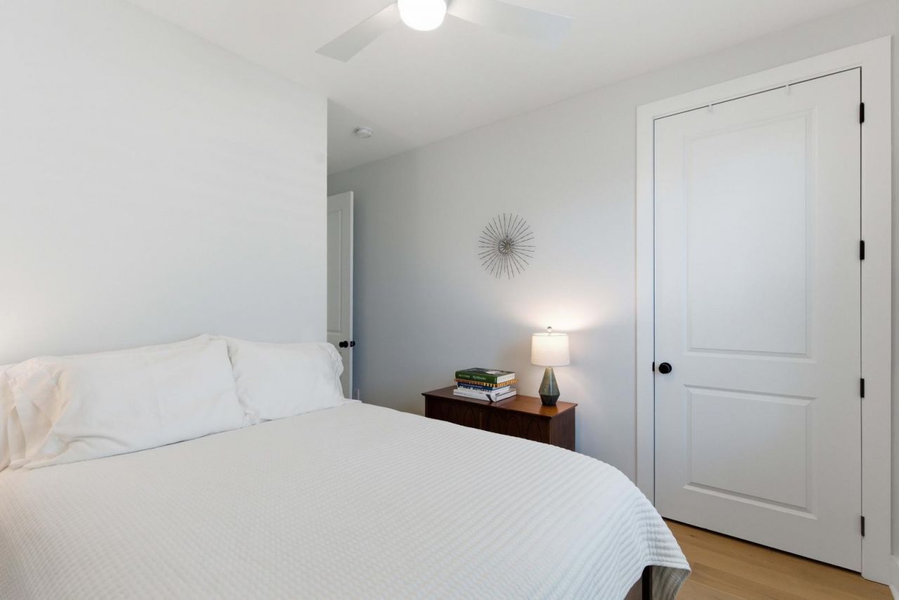 50 Aiken Street Photo 28