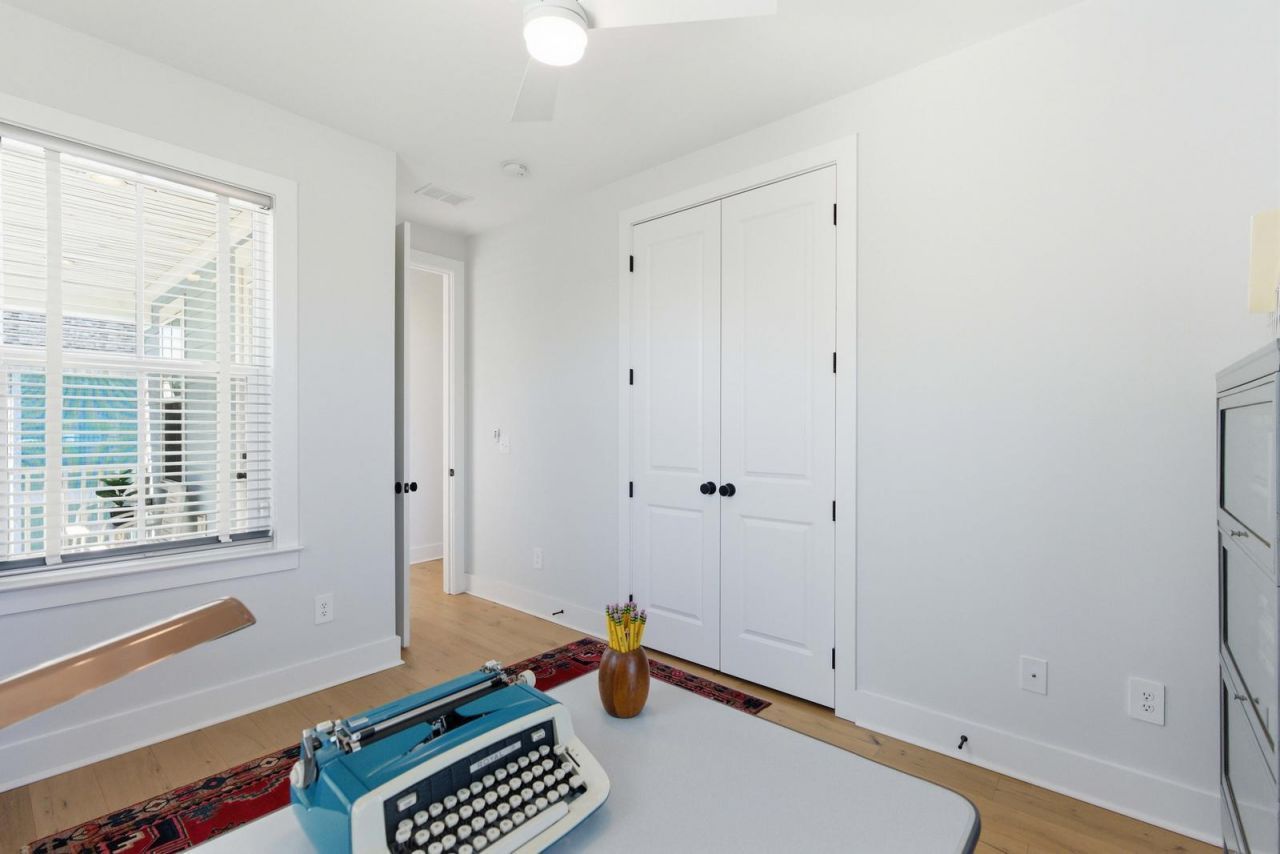 50 Aiken Street Photo 30