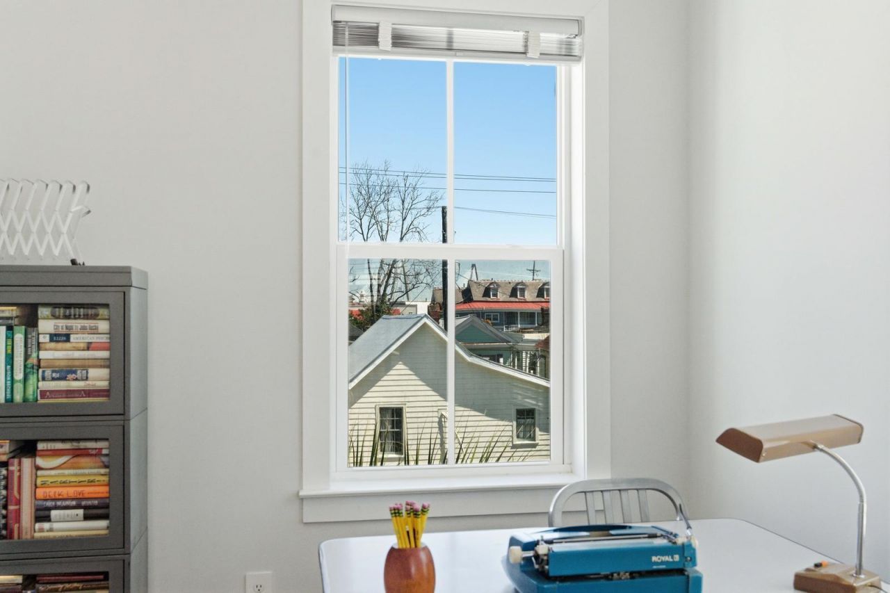 50 Aiken Street Photo 31