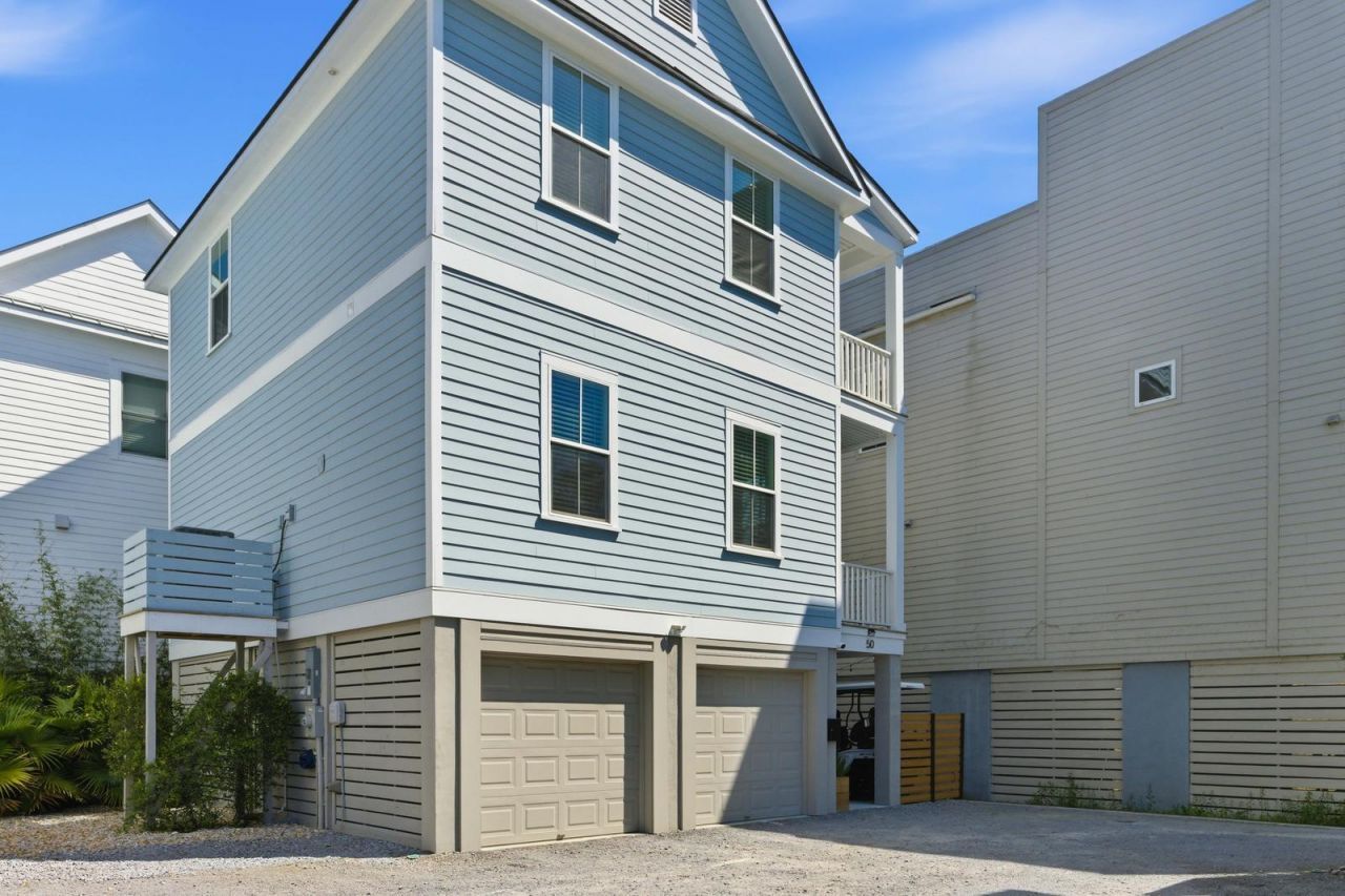 50 Aiken Street Photo 5