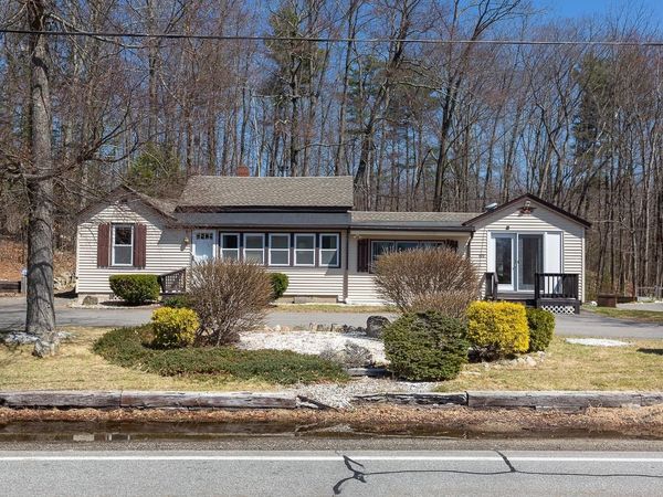 122 Wash Pond Road, Hampstead, NH 03841