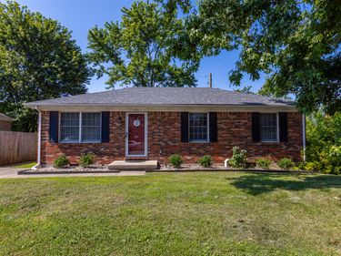317 Edwards Drive, Nicholasville, KY 40356