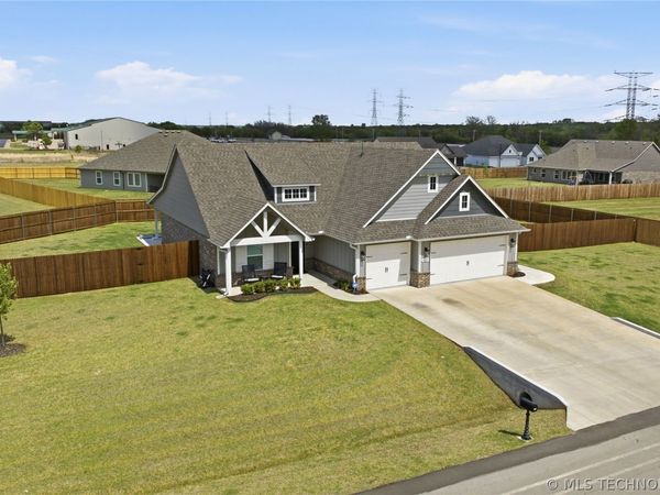 3805 E 154th Place S, Bixby, OK 74008