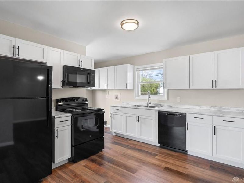 2558 Galewood Street, Dayton, OH 45420 Photo 7