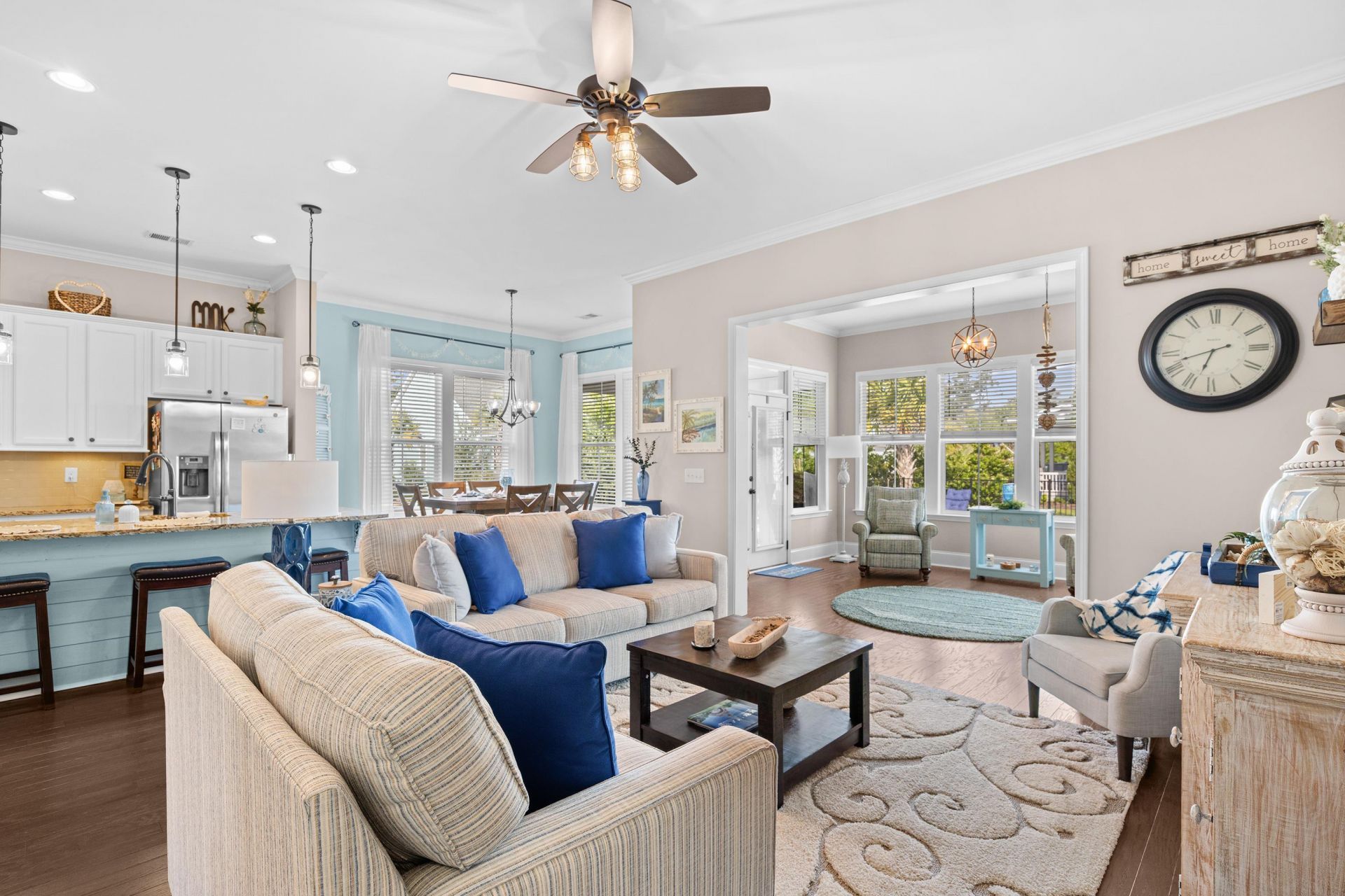 2001 Silver Island Way Photo 12