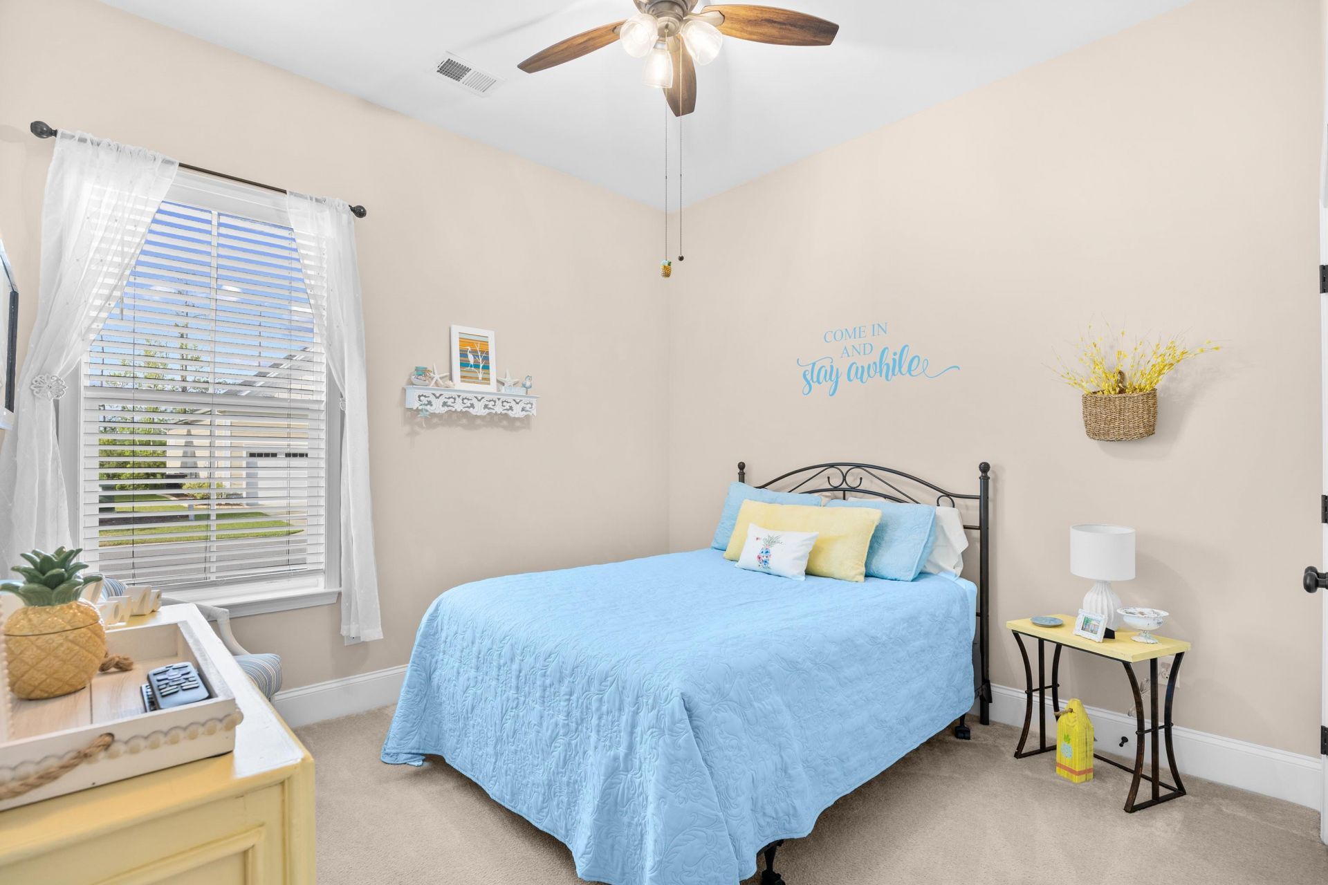 2001 Silver Island Way Photo 33