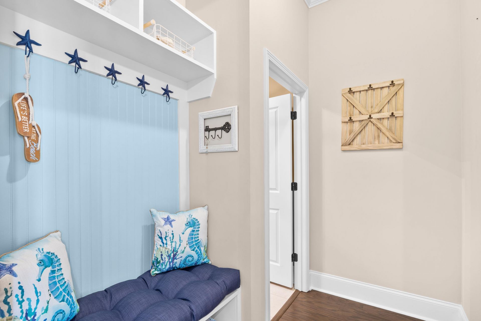 2001 Silver Island Way Photo 36