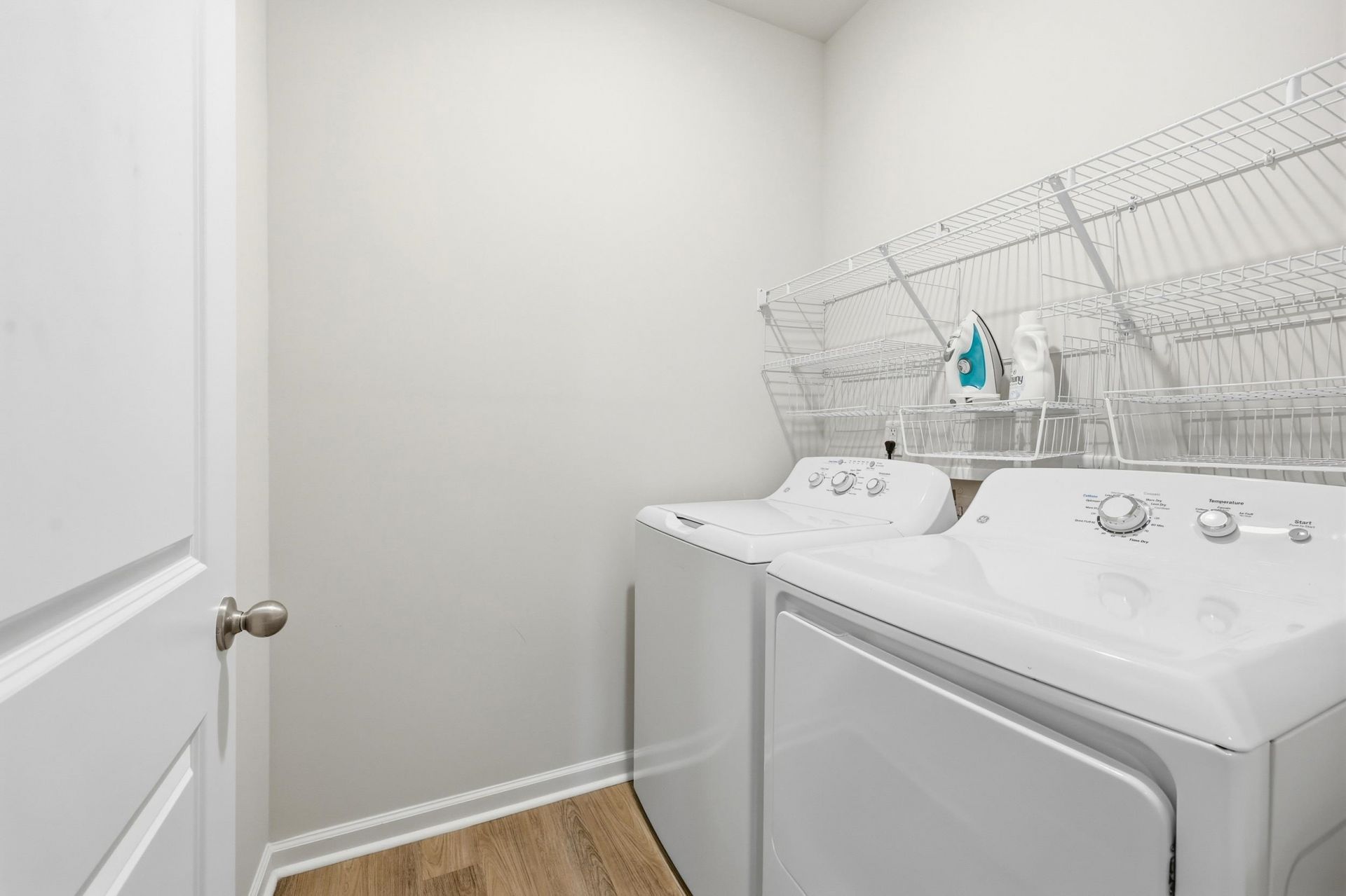 176 Londonshire Dr. Photo 24