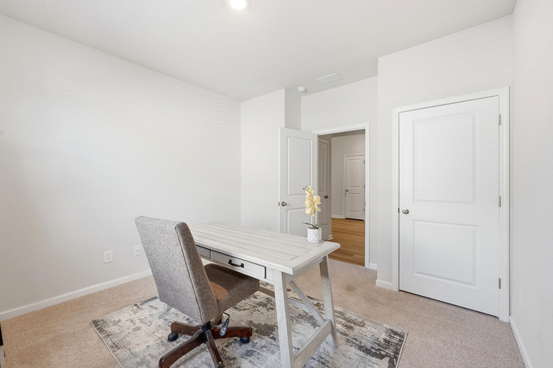 176 Londonshire Dr. Photo 25