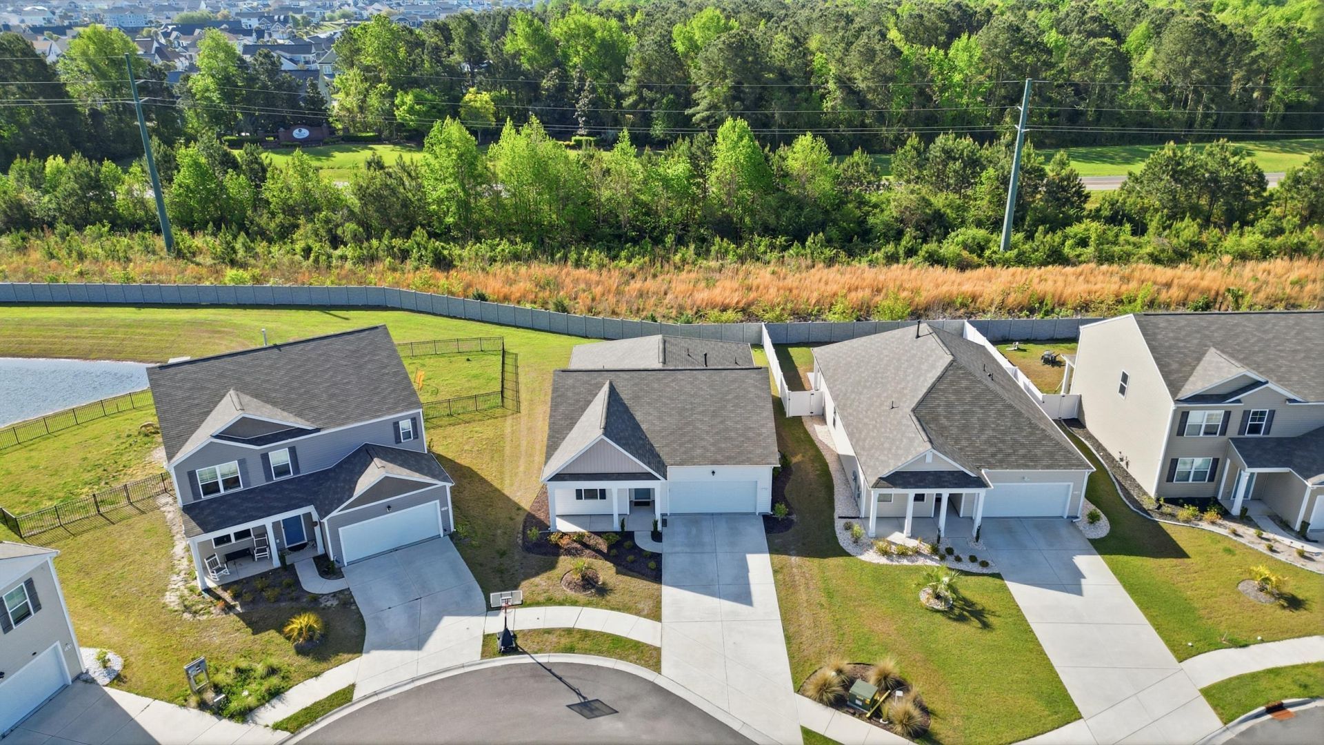 176 Londonshire Dr. Photo 35
