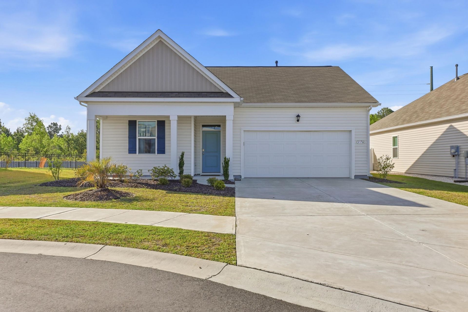 176 Londonshire Dr. Photo 7