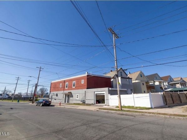 1115 McClyman Street, Schenectady, NY 12307