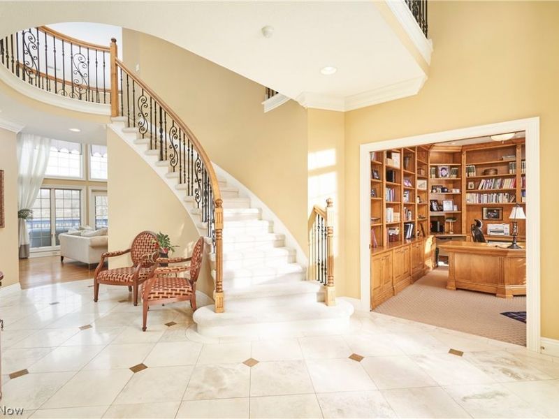 4705 Barnsleigh Drive, Bath, OH 44333 Photo 21