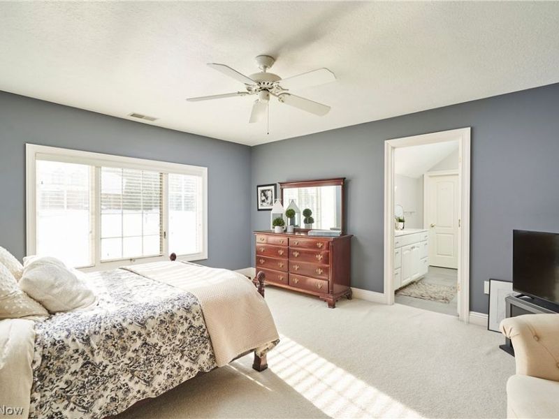 4705 Barnsleigh Drive, Bath, OH 44333 Photo 25