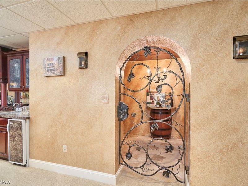 4705 Barnsleigh Drive, Bath, OH 44333 Photo 32