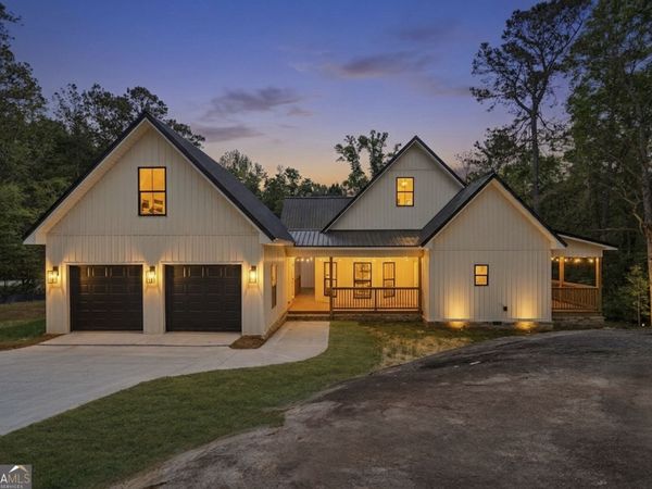 272 Clinton Crossing Drive, Gray, GA 31032