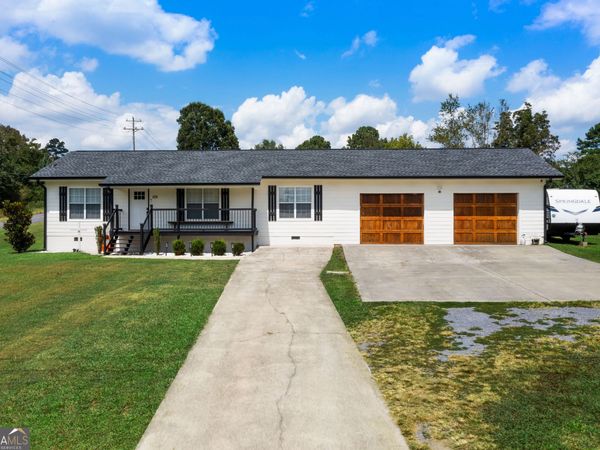 106 Valley View Circle SE, Calhoun, GA 30701