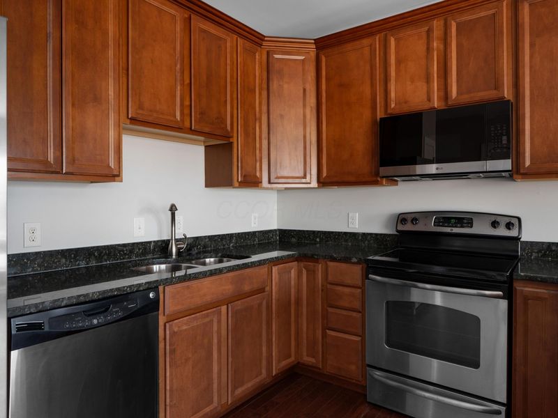 120 Hamilton Avenue, Unit 120A, Columbus, OH 43203 Photo 8