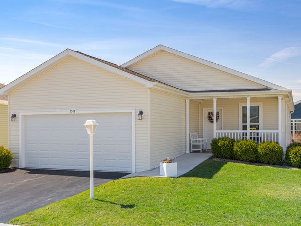 1517 Concord Court, Grayslake, IL 60030