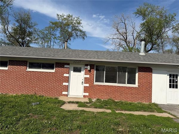 2007 Delores Street , Cahokia, IL 62206