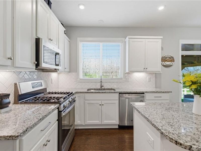 1267 Autumnview Drive, Batavia, OH 45103 Photo 9