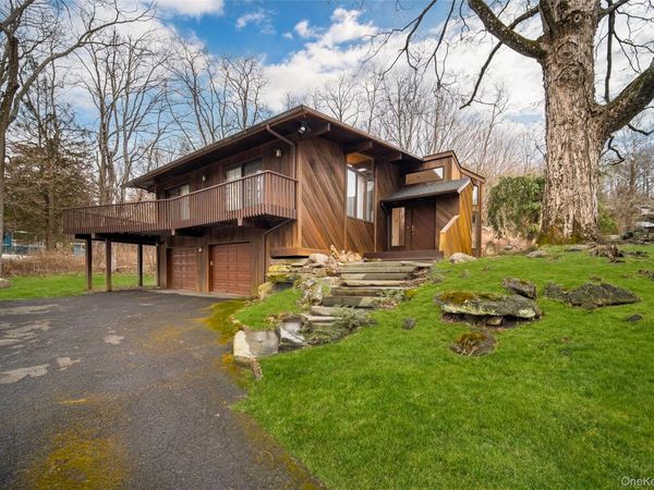 24 Spook Rock Road , Suffern, NY 10901