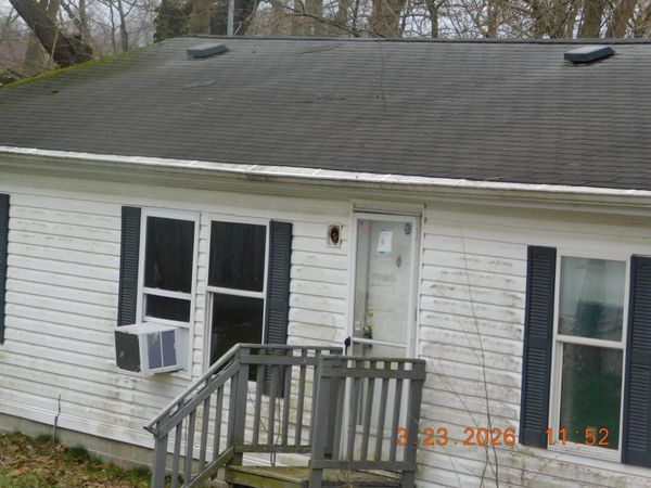 54565 Adams Avenue, Eau Claire, MI 49111