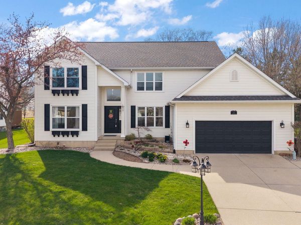 24 Kincraig Drive , Valparaiso, IN 46385