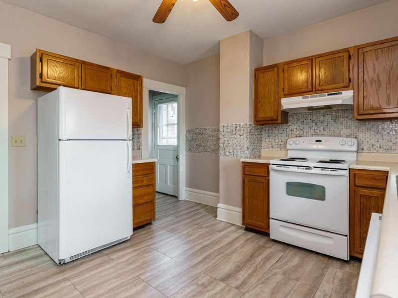 3068 Tremont Road , Columbus, OH 43221 Photo 11