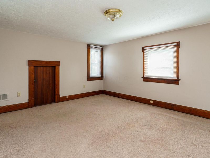 3068 Tremont Road , Columbus, OH 43221 Photo 16