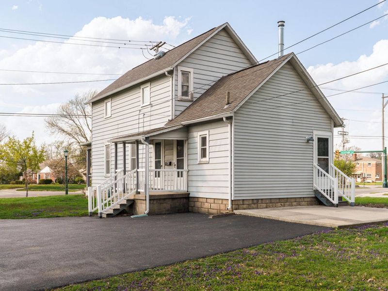 3068 Tremont Road , Columbus, OH 43221 Photo 5