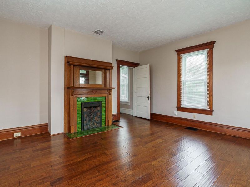 3068 Tremont Road , Columbus, OH 43221 Photo 7