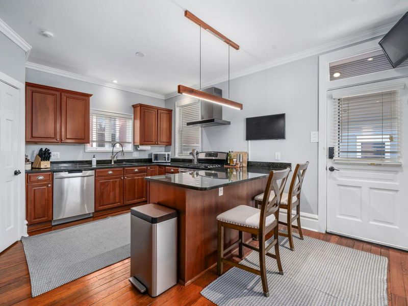 576 S Grant Avenue, Columbus, OH 43206 Photo 6