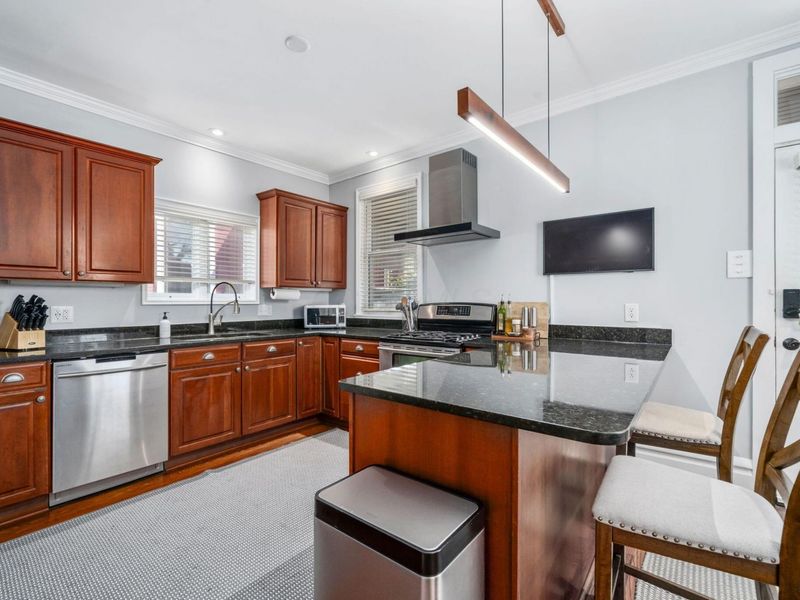 576 S Grant Avenue, Columbus, OH 43206 Photo 7