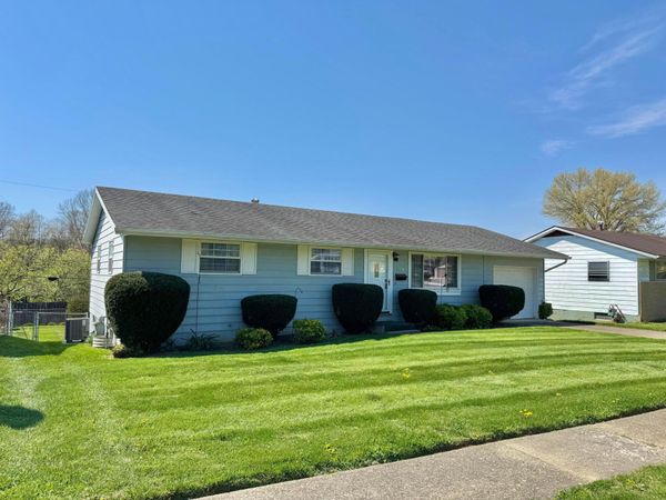135 Ruth Avenue , Logan, OH 43138