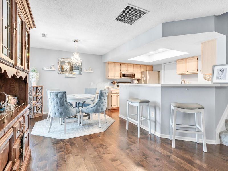 9472 Clermont Boulevard , Powell, OH 43065 Photo 10