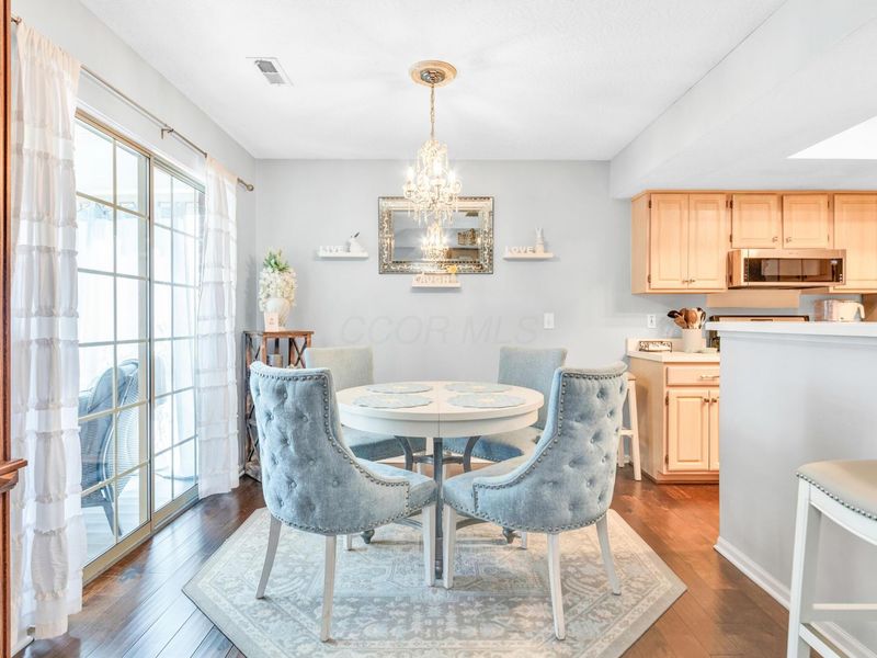 9472 Clermont Boulevard , Powell, OH 43065 Photo 11