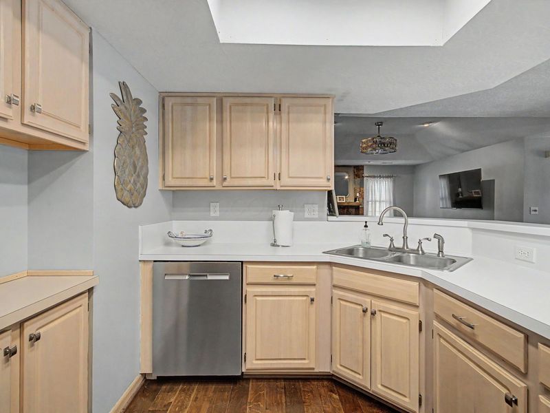 9472 Clermont Boulevard , Powell, OH 43065 Photo 16